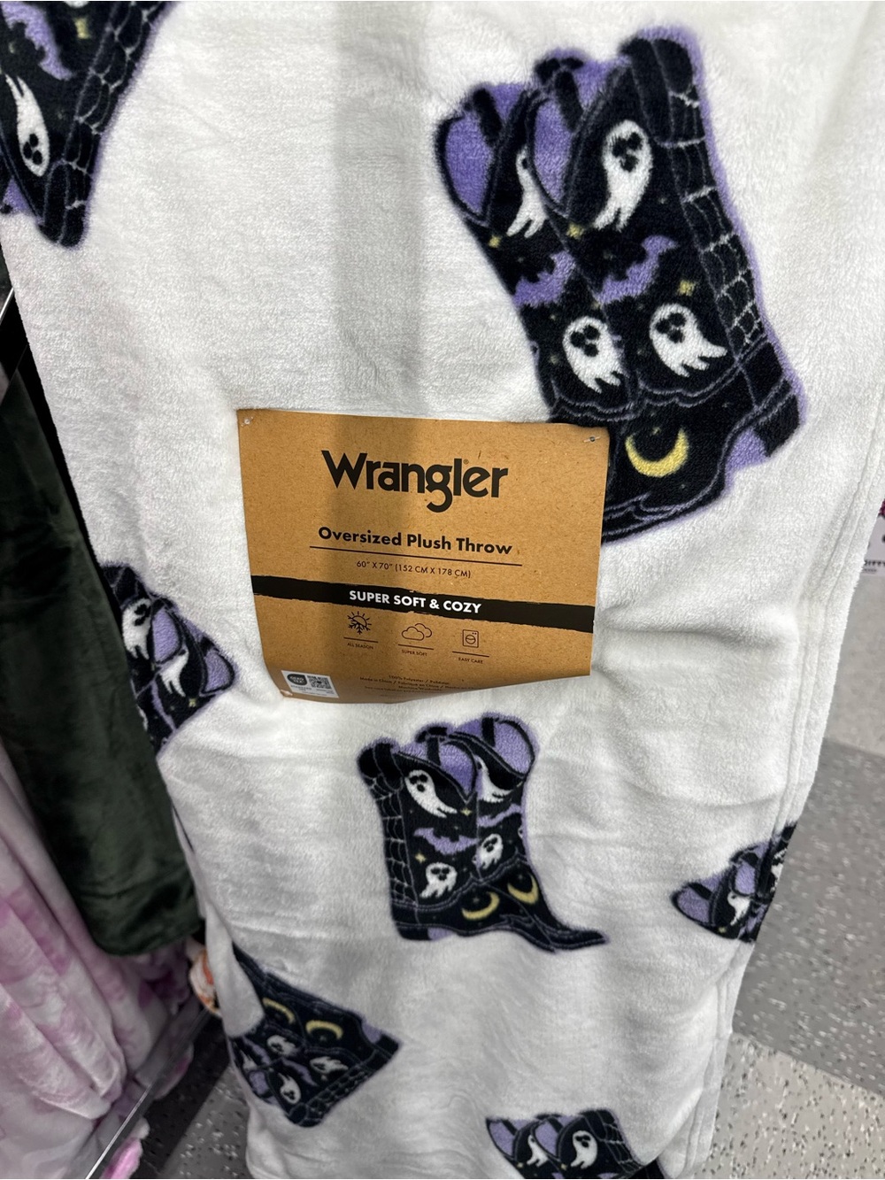 Wrangler White Plush Throw with Purple and Black Boot Motif